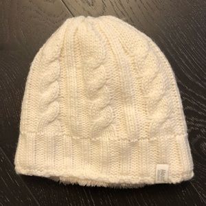 Heat holders knit beanie